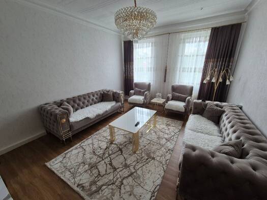 Wohnung zur Miete 1.150 € 4 Zimmer 103 m² Geschoss 2/2 frei ab sofort Weststadt Fürth 90766