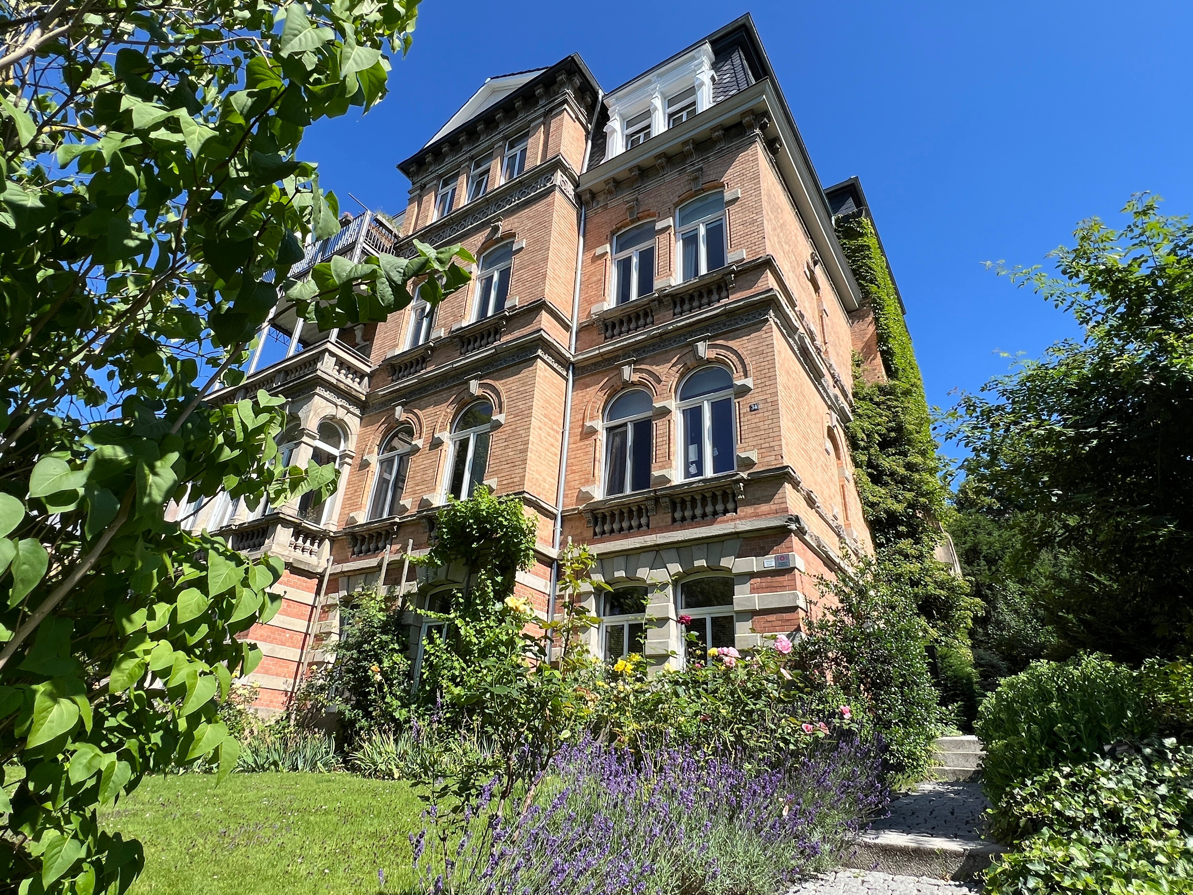 Villa zum Kauf 2.500.000 € 15 Zimmer 700 m²<br/>Wohnfläche 1.151 m²<br/>Grundstück Westend Kassel 34119