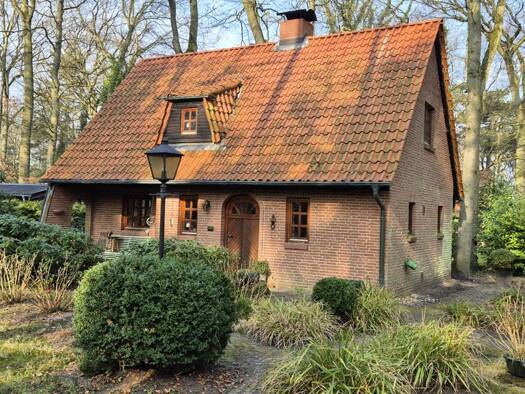 Haus zum Kauf 333.000 € 3 Zimmer 92 m² 693 m² Grundstück frei ab sofort Mittelweg 103 Wisch 24217