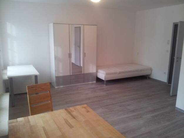 Wohnung zur Miete 450 € 1 Zimmer 30 m² frei ab sofort Amberg Amberg 92224