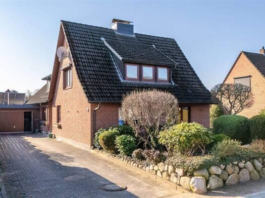 Mehrfamilienhaus zum Kauf 649.000 € 7 Zimmer 220 m² 1.095 m² Grundstück Trittau 22946