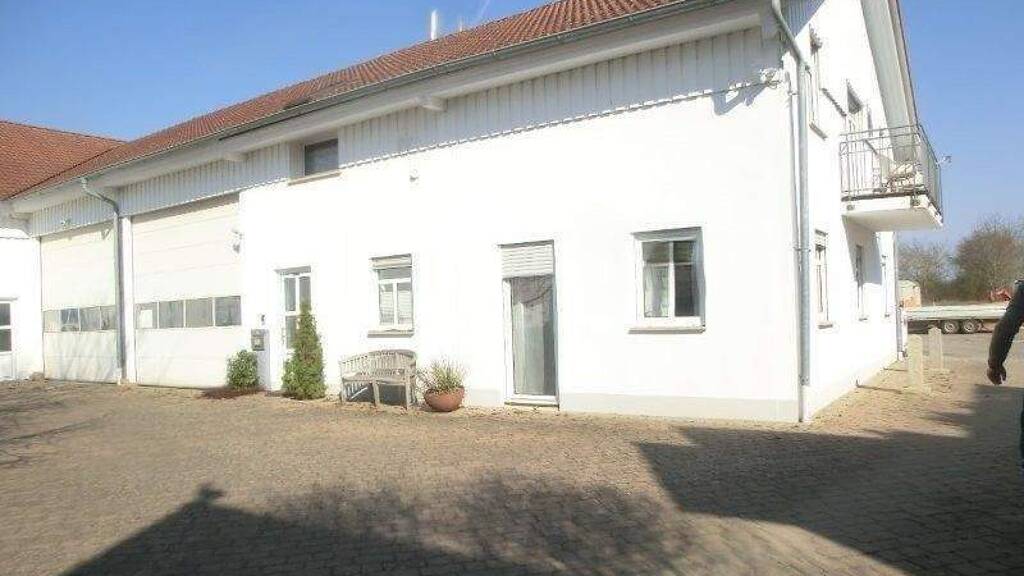 Reihenendhaus zum Kauf 398.000 € 3,5 Zimmer 150 m² Niederwerrn 97464
