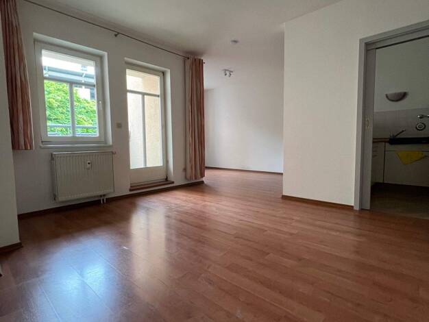 Wohnung zur Miete 250 € 35 m² frei ab sofort Bautzner Straße 16 Zittau 02763