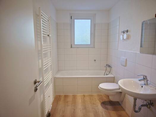 Wohnung zur Miete 310 € 2 Zimmer 44,2 m² 1. Geschoss Straße des Friedens 88 Merseburg Merseburg 06217