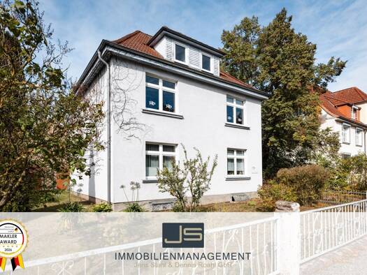 Mehrfamilienhaus zum Kauf 339.000 € 8 Zimmer 218 m² 913 m² Grundstück Neustrelitz Neustrelitz 17235