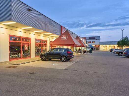 Laden zur Miete provisionsfrei 168 m² Verkaufsfläche Am Schwarzen Graben 12 Nersingen Nersingen 89278 
