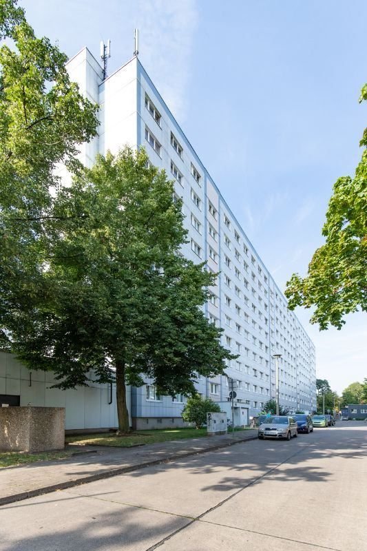 Wohnung zur Miete 431 € 3 Zimmer 66,4 m²<br/>Wohnfläche 7.<br/>Geschoss Bertolt-Brecht-Straße 10a Schilfbreite Magdeburg, 7. Etage rechts 39120