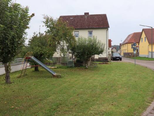 Bauernhaus zur Miete 1.500 € 151 m² 1.093 m² Grundstück frei ab sofort Lehrberg 91611