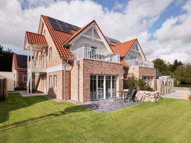 Sonstiges zum Kauf - Erstbezug provisionsfrei als Kapitalanlage geeignet 10 Zimmer 304,7 m² 730 m² Grundstück Büsum 25761