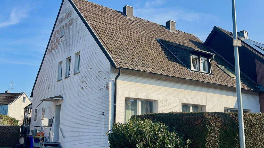 Mehrfamilienhaus zum Kauf 299.000 € 7 Zimmer 180 m² 435 m² Grundstück Giesenkirchen Mönchengladbach 41238