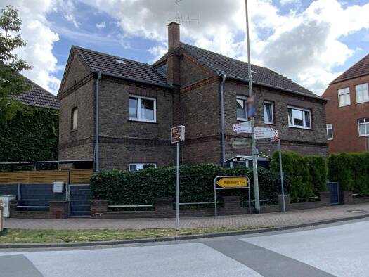 Mehrfamilienhaus zum Kauf 219.000 € 5 Zimmer 143 m² 294 m² Grundstück Hamminkeln Hamminkeln 46499
