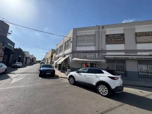 Haus zum Kauf 350.000 € 1 Zimmer 346 m² Calle Aviació S/N Manises 46940