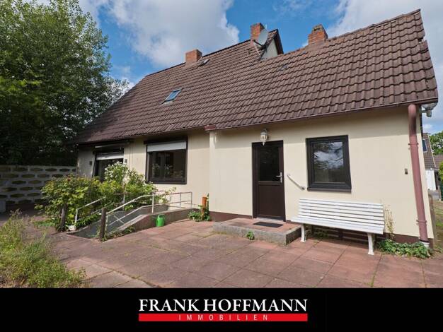 Einfamilienhaus zum Kauf 259.000 € 4 Zimmer 90 m² 1.056 m² Grundstück Großenaspe Großenaspe 24623