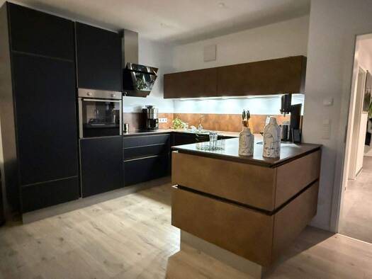 Wohnung zur Miete 1.280 € 3 Zimmer 94 m² 1. Geschoss frei ab 01.02.2026 Schniegling Nürnberg 90427