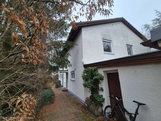 Doppelhaushälfte zur Miete 2.850 € 4 Zimmer 136 m² 385 m² Grundstück frei ab sofort Haar 85540