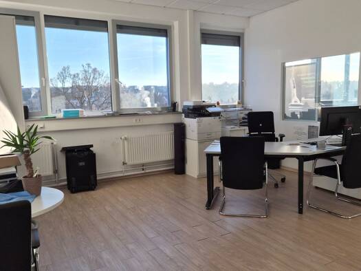 Büro zur Miete provisionsfrei 12,80 € 4 Zimmer 138 m² Bürofläche teilbar ab 20 m² Villingen Villingen-Schwenningen 78048