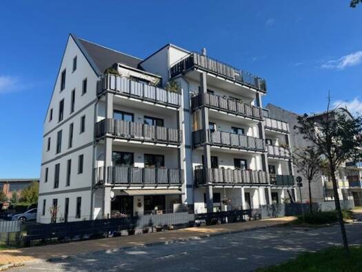 Wohnung zur Miete 1.056 € 3 Zimmer 91,9 m² 3. Geschoss frei ab 01.07.2026 Güstrow 18273