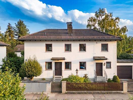 Einfamilienhaus zum Kauf 1.950.000 € 6,5 Zimmer 220 m² 795 m² Grundstück frei ab sofort Aubing-Lochhausen-Langwied München 81245