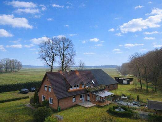 Haus zum Kauf 530.000 € 5 Zimmer 217,2 m² 3.954 m² Grundstück Visbek 49429