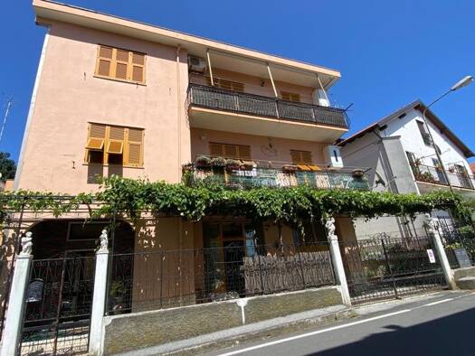 Wohnung zum Kauf 125.000 € 3 Zimmer 45 m² frei ab sofort Cogoleto 16016