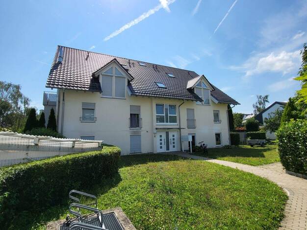 Wohnung zum Kauf 440.000 € 3,5 Zimmer 101 m² 2. Geschoss frei ab sofort Schnetzenhausen Friedrichshafen 88045