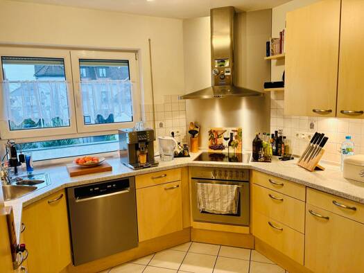 Wohnung zur Miete 950 € 5 Zimmer 118 m² Geschoss 1/3 frei ab 15.03.2026 Veitshöchheimer Straße 12 Thüngersheim 97291