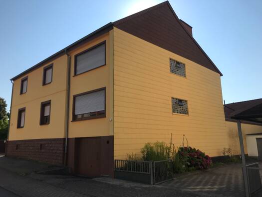 Mehrfamilienhaus zur Versteigerung 330.000 € 10 Zimmer 230 m² 1.012 m² Grundstück Bischmisheim Saarbrücken 66132