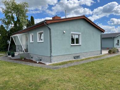 Haus zum Kauf provisionsfrei 289.000 € 4 Zimmer 100 m² 2.500 m² Grundstück Brüssow 17326