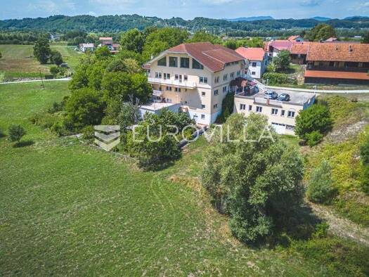 Haus zum Kauf 850.000 € 1 Zimmer 1.861 m² Stubicka Slatina Oroslavje