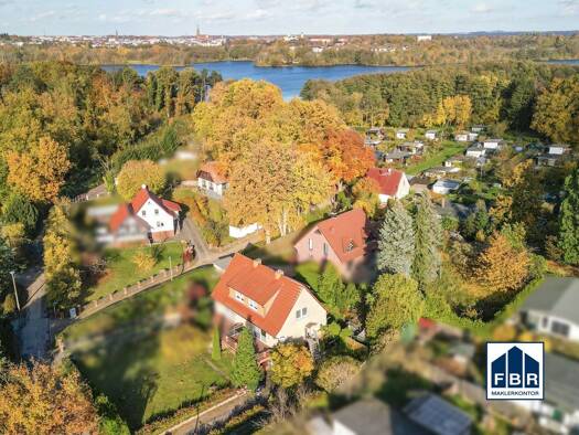 Doppelhaushälfte zum Kauf 249.000 € 3 Zimmer 90,4 m² 746 m² Grundstück Krebsförden Schwerin 19061