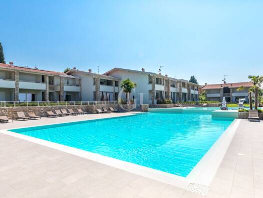 Wohnung zum Kauf 349.000 € 3 Zimmer 64 m² EG frei ab sofort Desenzano del Garda 25015