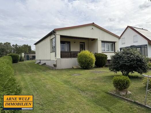 Bungalow zum Kauf 145.000 € 96 m² 1.041 m² Grundstück Gallin Gallin-Kuppentin 19386