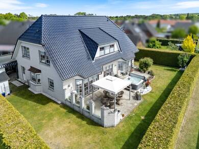 Einfamilienhaus zum Kauf 749.000 € 7 Zimmer 246,6 m² 720 m² Grundstück Berkenthin 23919