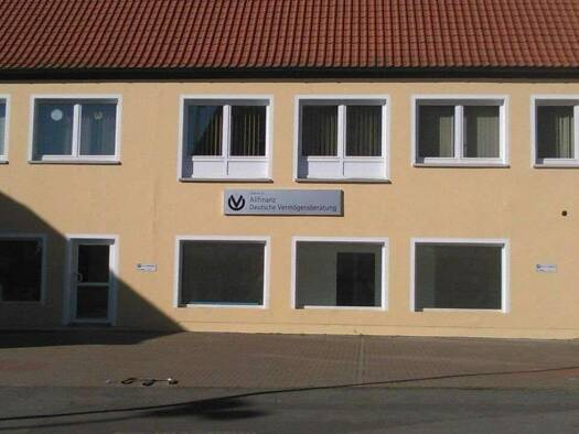 Wohn- und Geschäftshaus zur Miete provisionsfrei 1.000 € 171 m² Bürofläche Lichtenfelser Straße 2 Breitengüßbach Breitengüßbach 96149