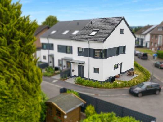Reihenendhaus zum Kauf 699.000 € 5 Zimmer 141 m² 250 m² Grundstück Meindorf Sankt Augustin 53757