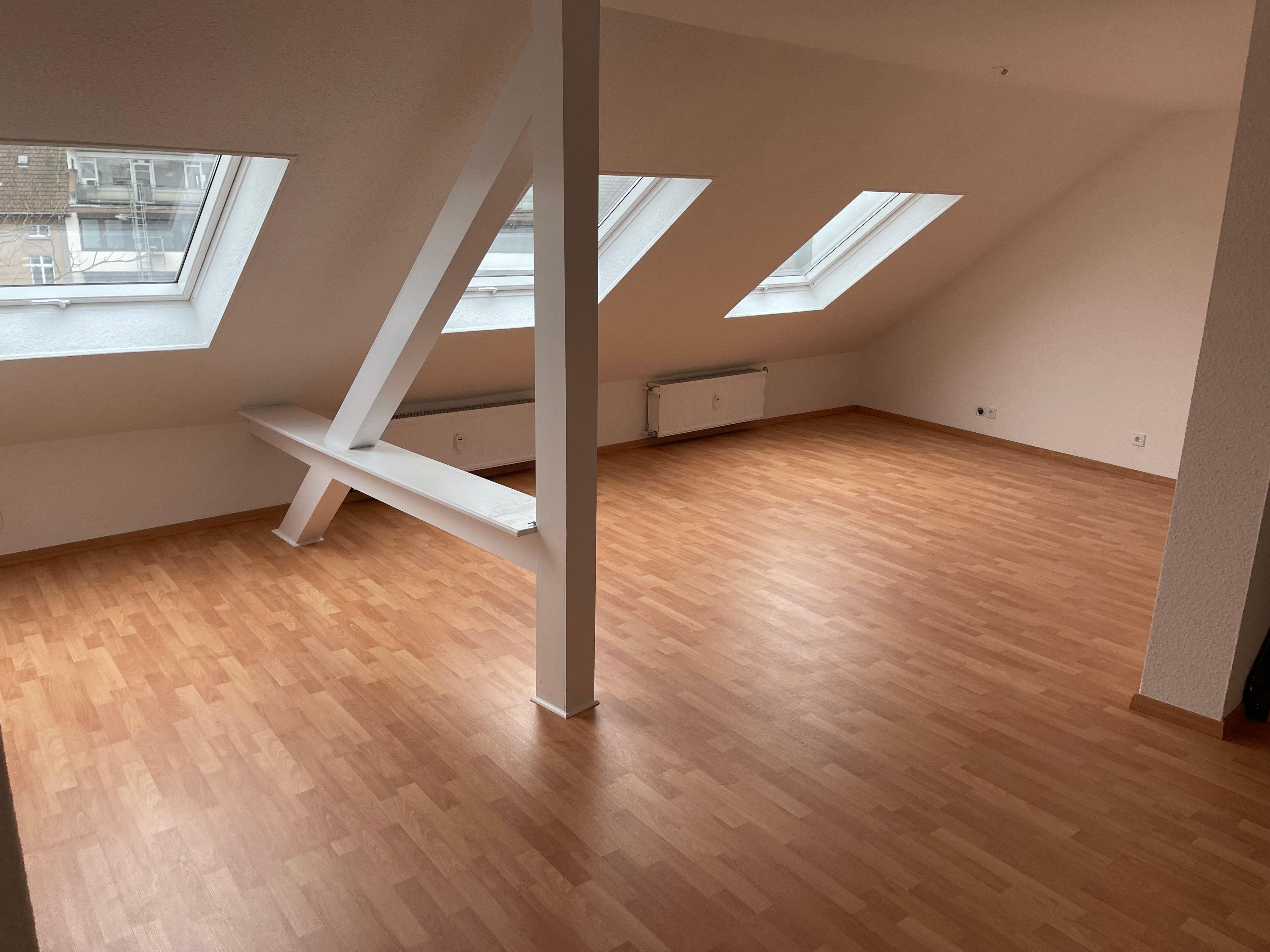 Maisonette zur Miete 600 € 2 Zimmer 74 m²<br/>Wohnfläche 4.<br/>Geschoss ab sofort<br/>Verfügbarkeit Karcherstraße 4 Hauptbahnhof Saarbrücken 66111