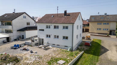 Mehrfamilienhaus zum Kauf provisionsfrei 580.000 € 10 Zimmer 235,2 m² 2.000 m² Grundstück Villingen-Schwenningen - Weigheim 78056