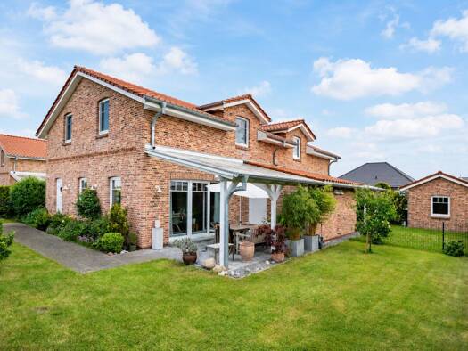 Doppelhaushälfte zum Kauf 499.000 € 4 Zimmer 117 m² 356 m² Grundstück Gelting 24395