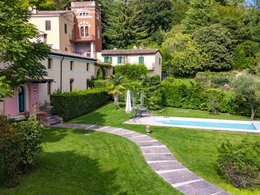 Einfamilienhaus zum Kauf 1.200.000 € 5 Zimmer 260 m² 900 m² Grundstück frei ab sofort Località San Verolo Costermano sul Garda 37010