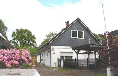 Haus zum Kauf 450.000 € 4,5 Zimmer 152 m² 924 m² Grundstück frei ab sofort Friedrichsgabe Norderstedt 22846