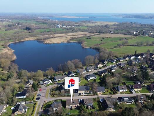 Mehrfamilienhaus zum Kauf 287.000 € 7 Zimmer 183 m² 755 m² Grundstück Schleswig / Sankt Jürgen 24837