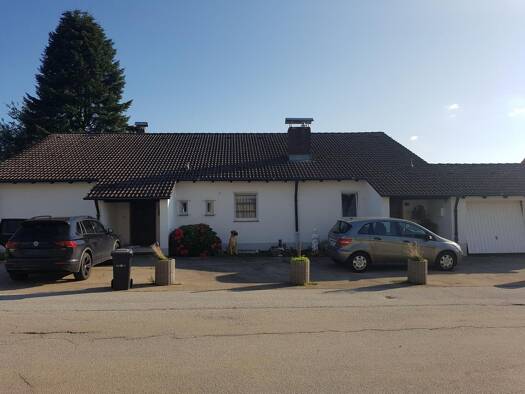 Mehrfamilienhaus zum Kauf als Kapitalanlage geeignet 429.000 € 10 Zimmer 310 m² 924 m² Grundstück Wegscheid Wegscheid 94110