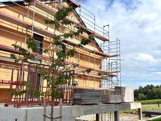 Wohnung zur Miete - Erstbezug 1.400 € 4 Zimmer 114,3 m² 1. Geschoss frei ab 01.02.2026 Tiefenbach 94113