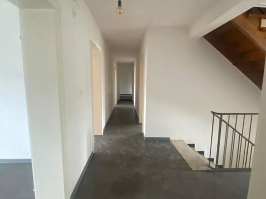 Wohnung zur Miete 1.000 € 5 Zimmer 150 m² Geschoss 1/2 frei ab 01.01.2027 Adelhofen Simmershofen 97215