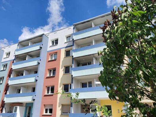 Wohnung zur Miete 369 € 2 Zimmer 56 m² 4. Geschoss frei ab sofort Joachimstalerstraße 17 Silberhöhe Halle (Saale) 06132