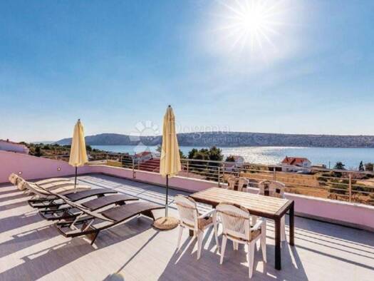 Wohnung zum Kauf 250.000 € 2 Zimmer 66 m² Barbat na Rabu, Rab Rab