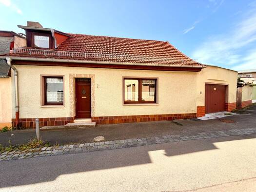 Haus zum Kauf 29.900 € 3 Zimmer 90 m² 160 m² Grundstück Ballenstedt Ballenstedt 06493