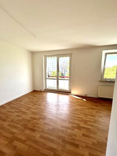 Wohnung zur Miete 496 € 4 Zimmer 67,2 m² 3. Geschoss Gerhard-Marcks-Straße 10 Südliche Neustadt Halle 06124