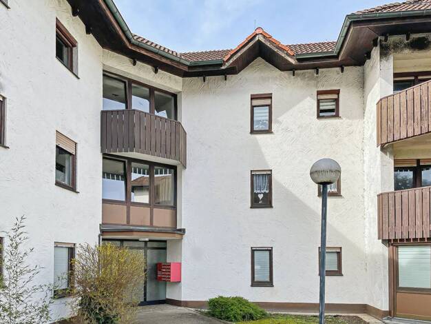 Wohnung zum Kauf 159.000 € 2 Zimmer 78,5 m² 1. Geschoss frei ab 01.08.2025 Neckargemünd Neckargemünd 69151