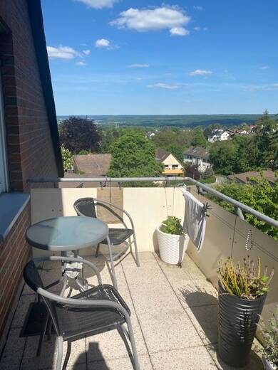 Wohnung zur Miete nur mit Wohnberechtigungsschein 328 € 2 Zimmer 63,5 m² 2. Geschoss frei ab 01.07.2025 Gerh.-Hauptmann-Str. 49 a u Lütmarsen Höxter 37671